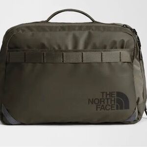 The North Face Base Camp Voyager Sling Bag